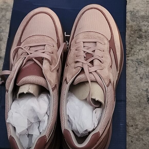 Stylish Pink Sneakers Rockport brand  Nib size 9 - Picture 7 of 10